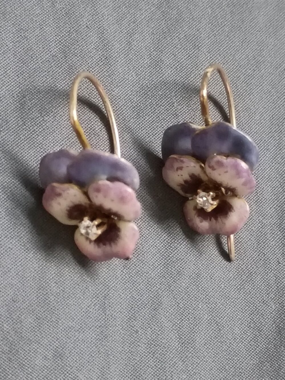 Art Nouveau Diamond Enamel 14 Karat Yellow Gold Pansy Antique Earrings